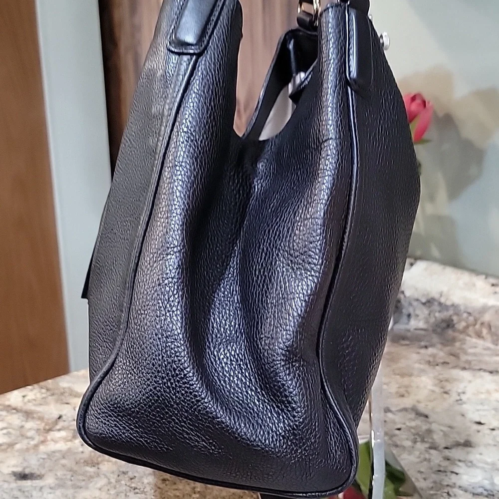 Gucci  SOHO EUC W/COA SHOULDER BAG - Picture 5 of 11